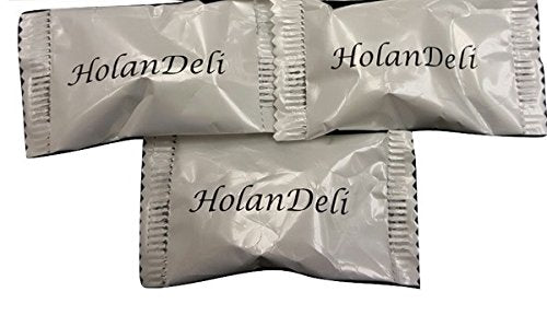 Variety Pack Ochakovskiy and Monastyrsky Kvas . Includes Our Exclusive HolanDeli Mints.