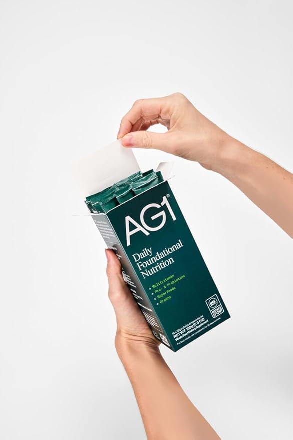 AG1 Athletic Greens Powder Supplement Improve Gut Health Multivitamin Probiotic Gluten Free Vegan and Keto Friendly 75 Vitamins (Travel Packs 14 Count) - Classic Formula
