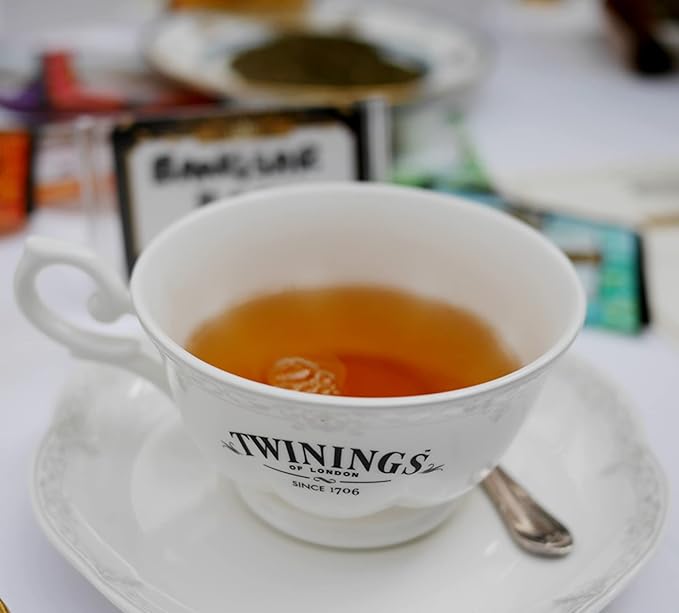 Twinings Discovery Collection Budding Meadow Camomile 30 Large Leaf Pyramid Tea Bags