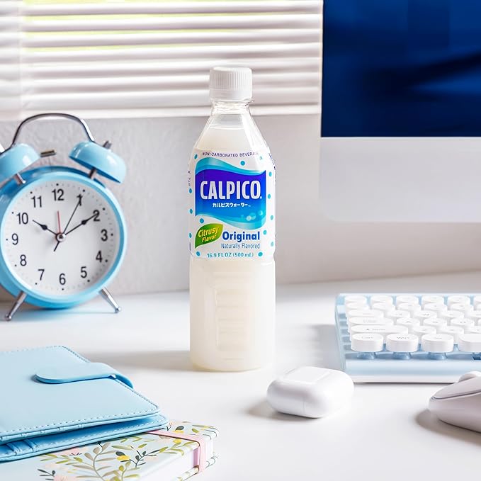 CALPICO – Smooth Creamy &amp Refreshing Non-Carbonated Beverage Sweet and Tangy Japanese Lactic Acid Drink 16.9 Fl oz (Pack of 6)