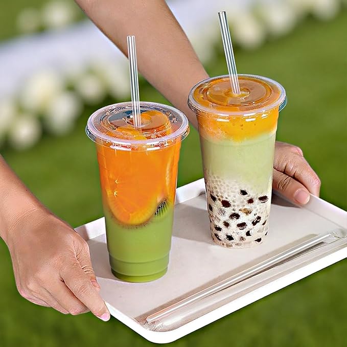 [200 SETS] 32 oz Cups with lids Plastic cups with lids and straws iced coffee cup suitable for takeout iced coffee cold drinks smoothies juices parfaits Frappuccinos and milkshakes.