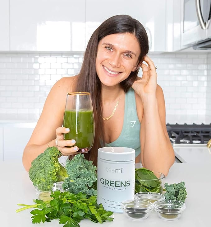 Teami Organic Super Greens Powder for Immunity &amp Digestion Non-GMO Greens Superfood Powder to Support Energy 16 superfood Ingredients Sugar-Free Veggie Powder for Juice &amp Smoothie 32 Servi