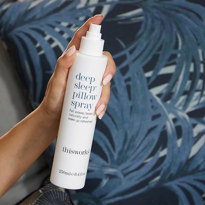 thisworks Deep Sleep Pillow Spray 250 ml - Natural Sleep Aid with Essential Oils of Lavender Vetivert and Camomile 8.4 Fl Oz