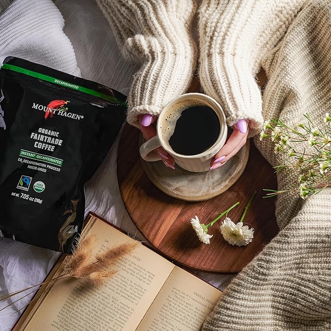 Mount Hagen 7.05oz Organic Freeze Dried Instant Decaf Coffee | Made From Organic Medium Roast Arabica Beans | Fair-Trade Eco-friendly Instant Decaffeinated Coffee in Resealable Pouch Bag [7.05oz]